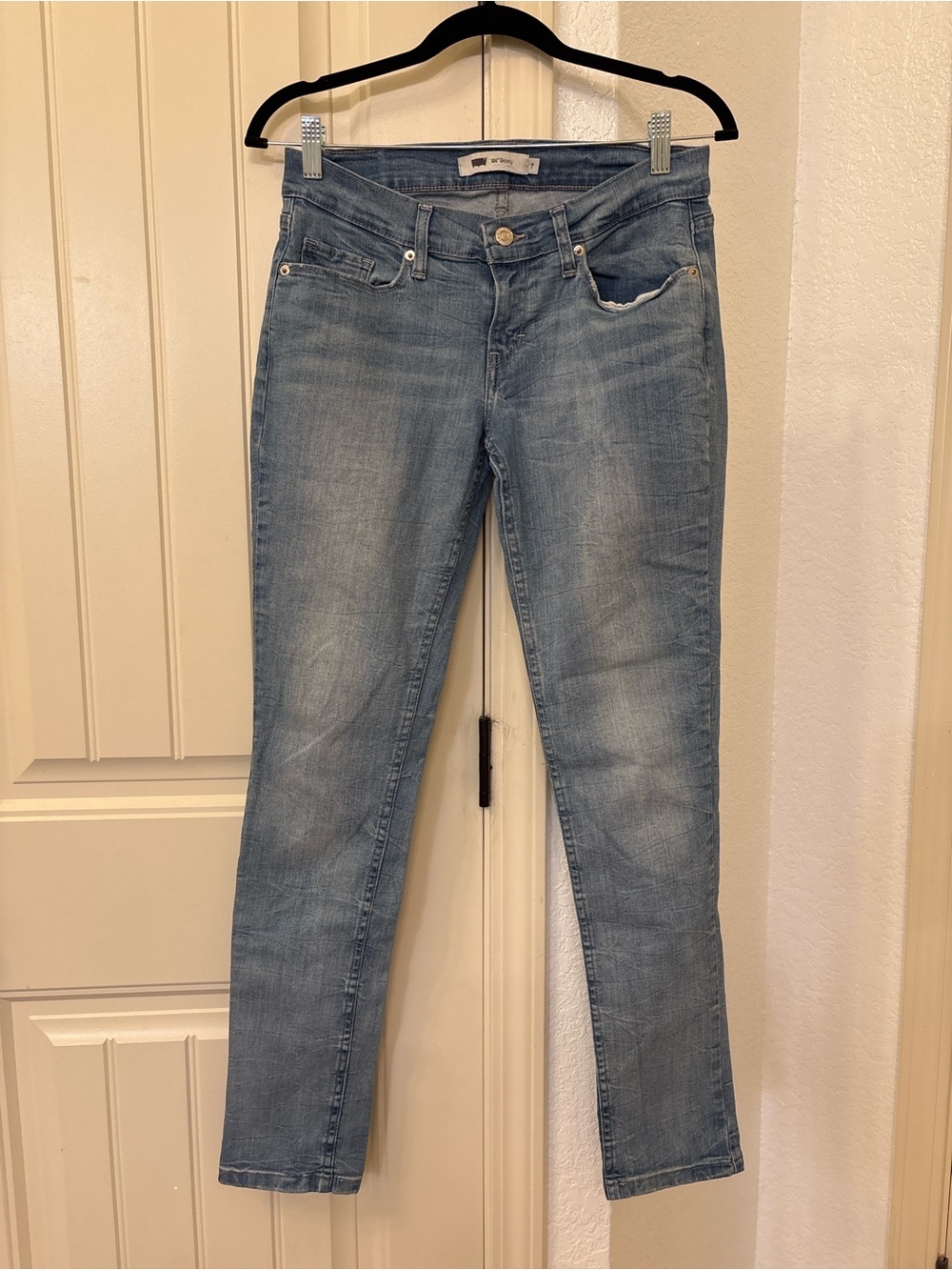 Levi’s 524 Skinny Jeans‎ Women’s Size 7 Medium Wash Y2K Low Rise Stretch Denim